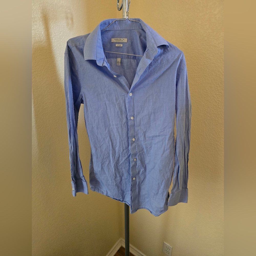 Perry Ellis Blue Long Sleeve Button Up Shirt